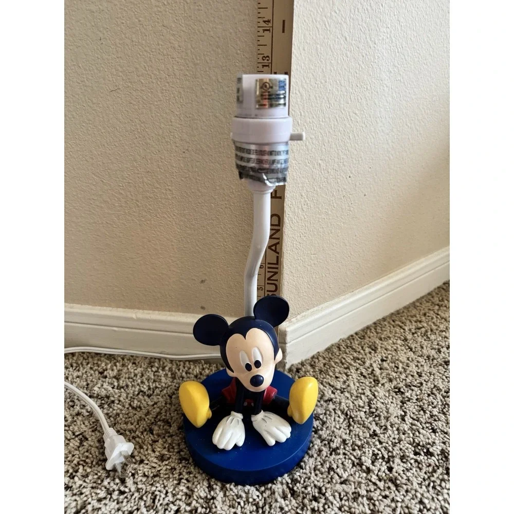 Disney Store Mickey Mouse Table Lamp Vintage Style‎ Authentic Works